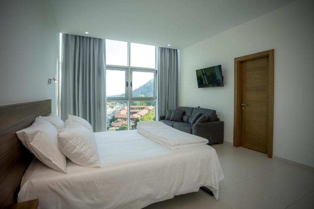 Sky Hotel Shkodër Extérieur photo